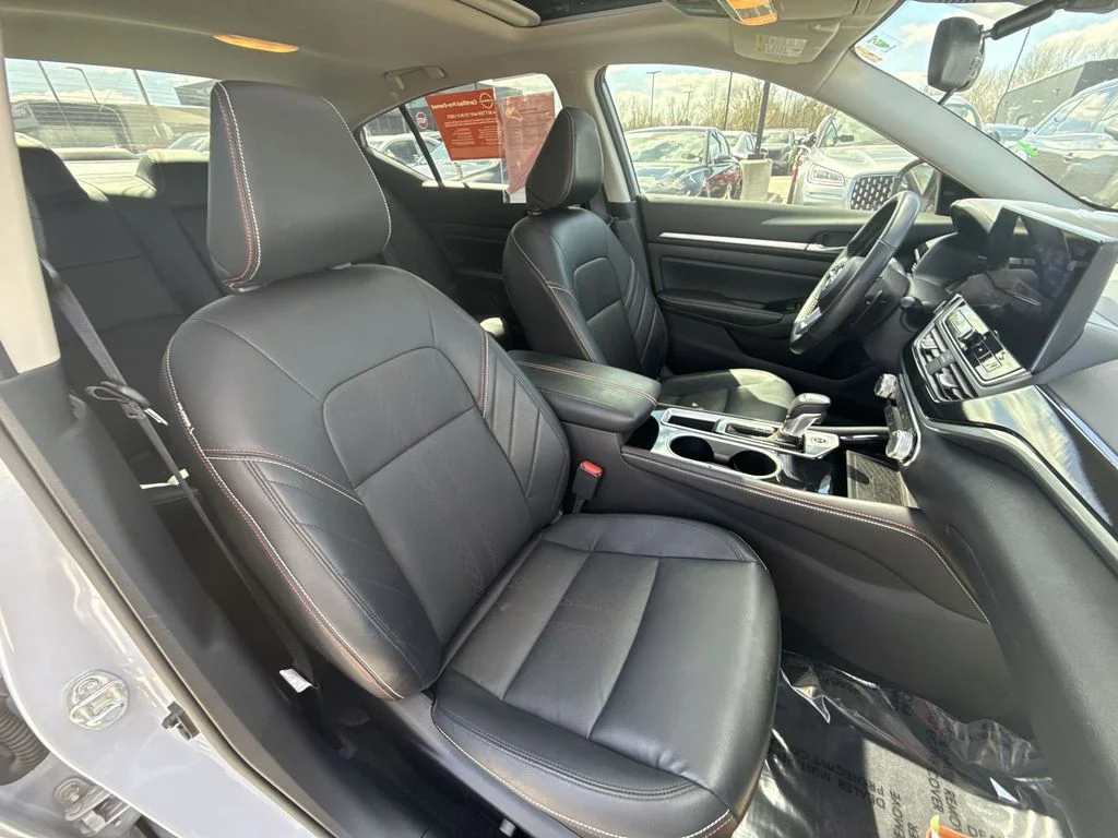 Used 2024 Gray Nissan 2.5 SR image 24