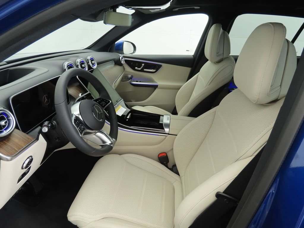 Used 2026 Starling Blue Metallic Mercedes-Benz GLC 300 image 21