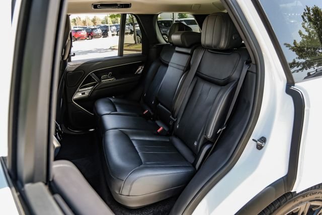 Used 2022 Fuji White Land Rover SE image 52