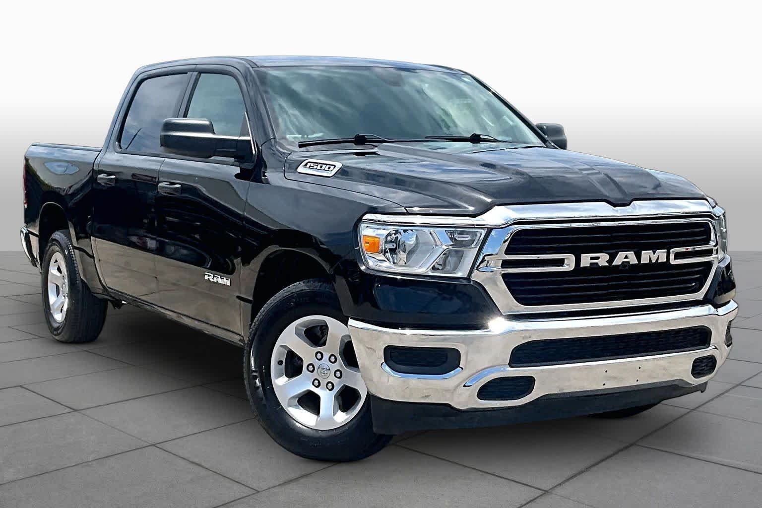 Used 2019 Diamond Black Crystal Pearlcoat Ram Tradesman image 3