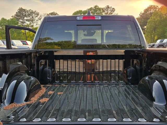 New 2026 Diamond Black Crystal Pearl-Coat Exterior Paint RAM Laramie image 29