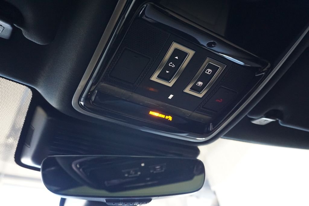 2026 Land Rover Range Rover Velar Dynamic SE - Photo 16