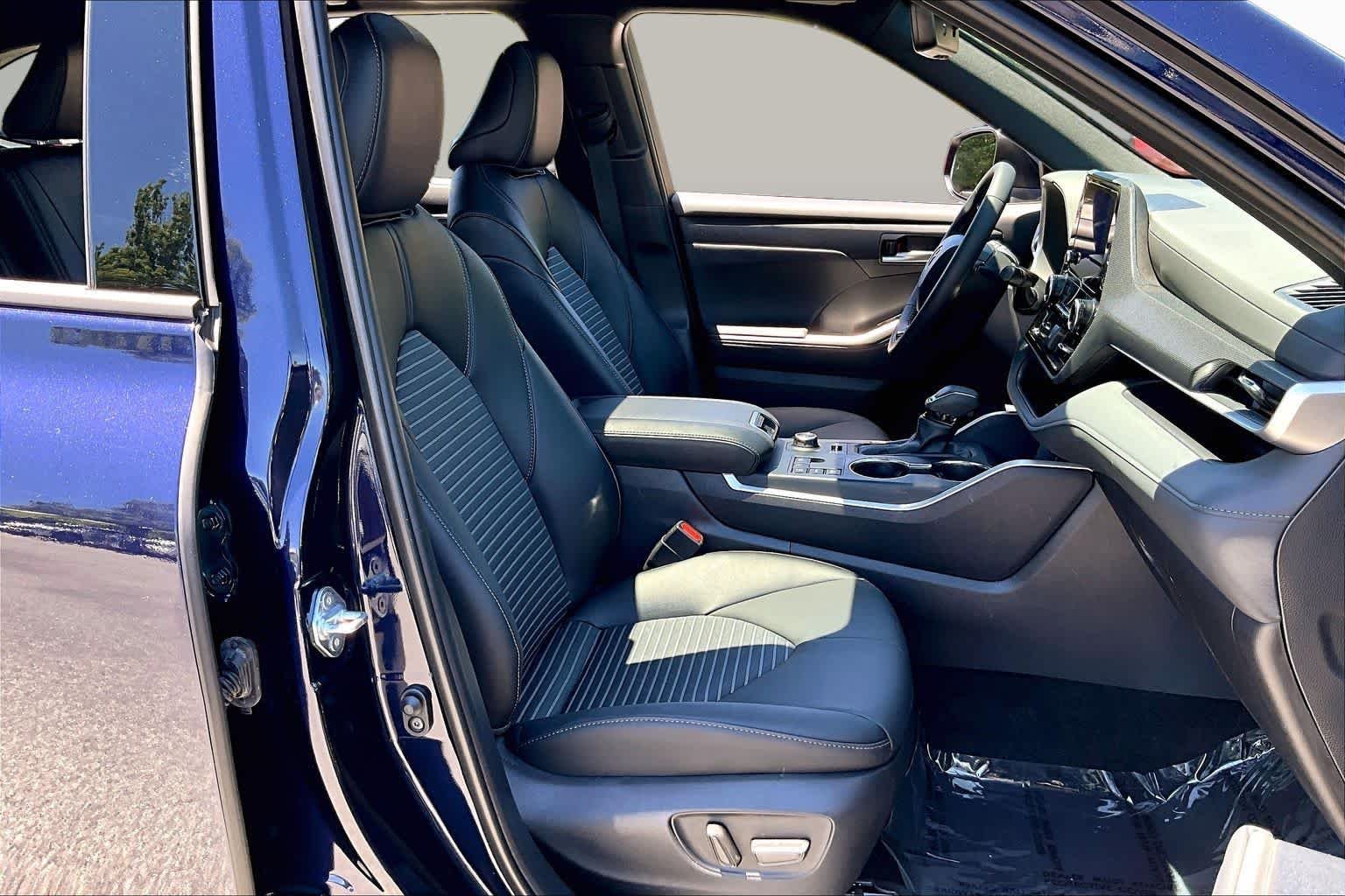 Used 2025 Blueprint Toyota XSE image 9