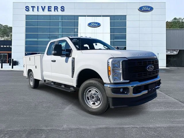 2026 Ford F-250 XL SuperCab 8' Box's photo