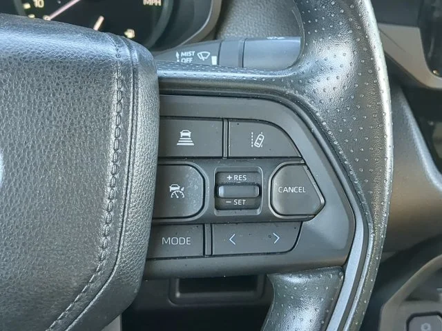 Certified Used 2025 Silver Toyota SR image 27