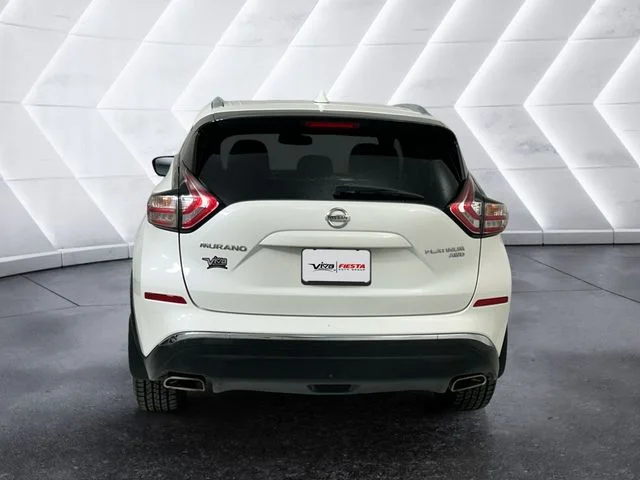 Used 2018 White Nissan Platinum image 5