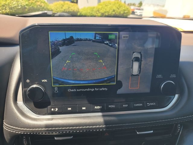 Used 2023 Gray Nissan SL image 22
