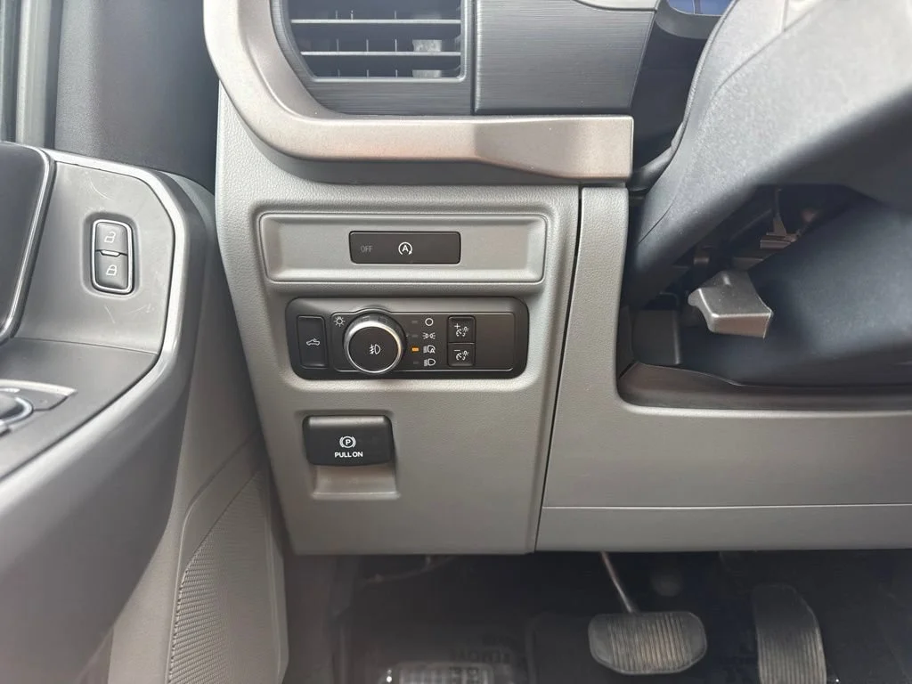 Used 2025 White Ford XLT image 20