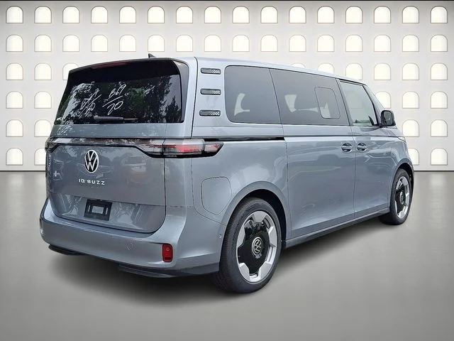 New 2025 Silver Volkswagen Pro S image 4