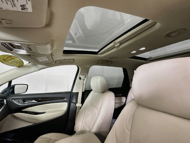 Used 2022 Blue Buick Essence image 21