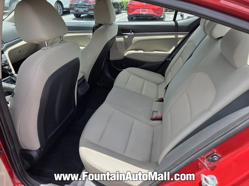 Used 2017 Scarlet Red HYUNDAI SE 2.0L AUTO PZEV (ALABAMA) *LTD AVAIL* image 9