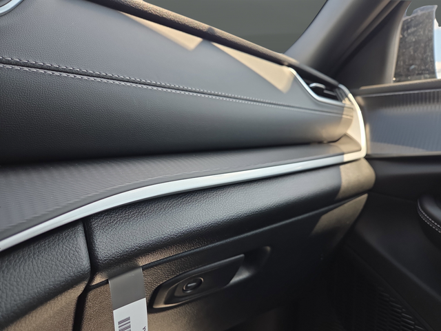 New 2025 Baltic Gray Metallic Clearcoat Jeep Altitude X image 28