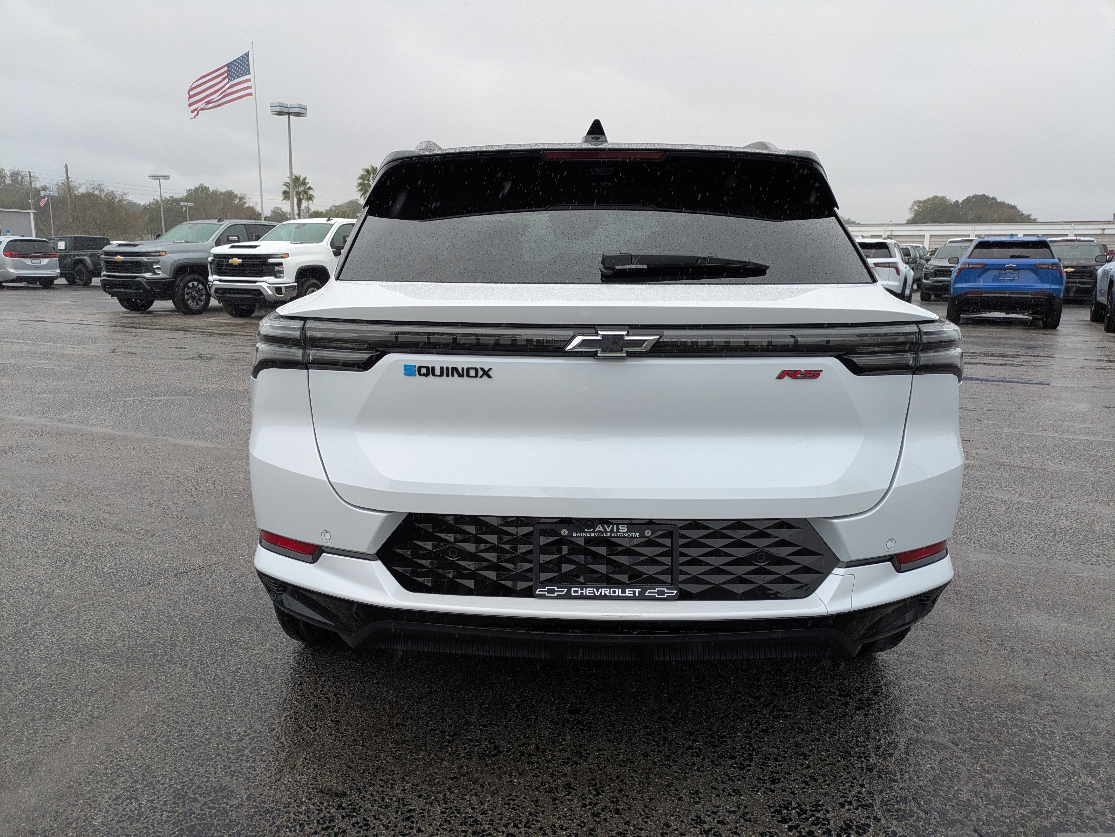 View vehicle photo 6