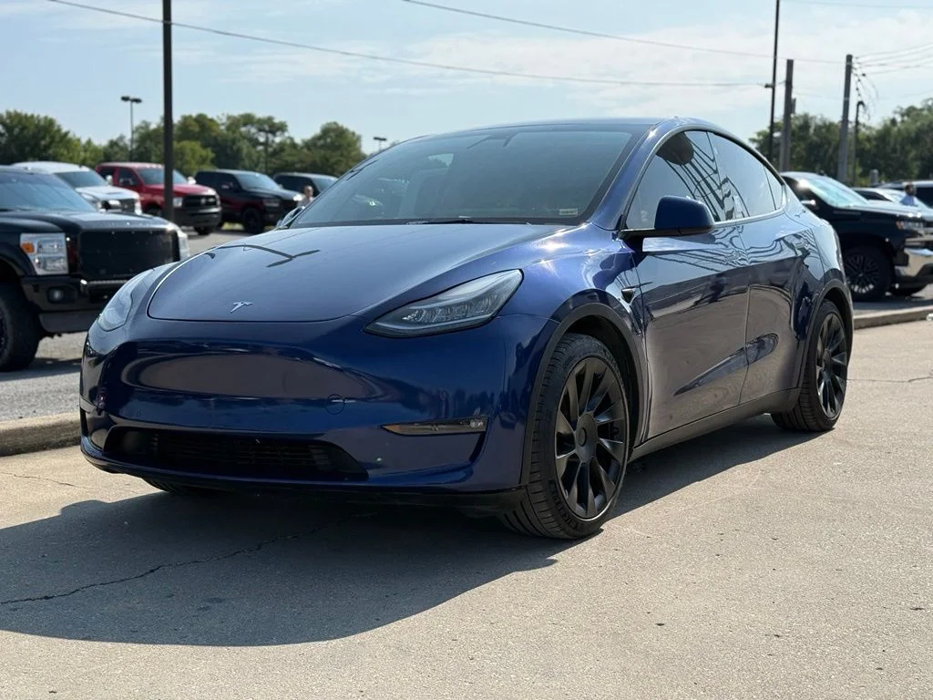 Used 2021 Tesla Model Y Long Range with VIN 5YJYGAEE8MF188914 for sale in Crestwood, KY