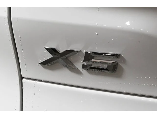 New 2026 Alpine White BMW xDrive40i image 38