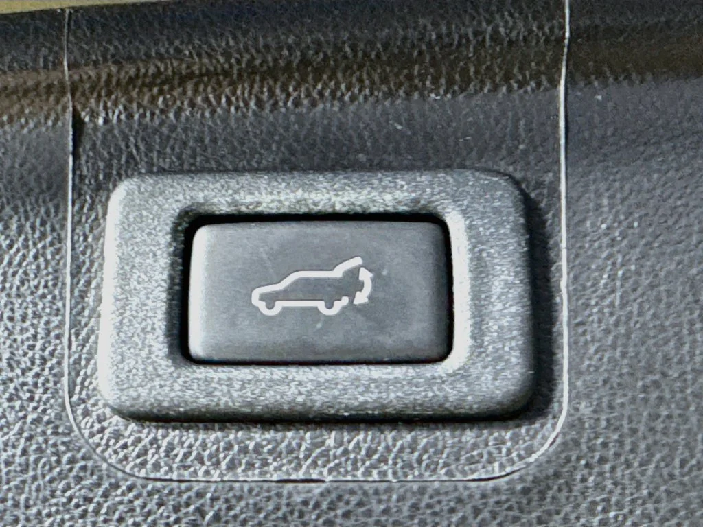 Used 2017 Green Subaru 3.6R image 33