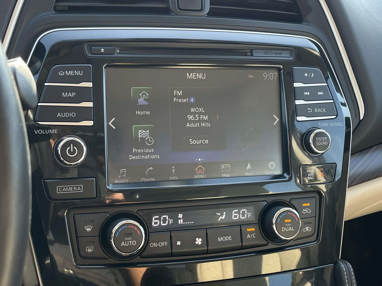 Used 2017 Deep Blue Pearl Nissan Platinum image 16
