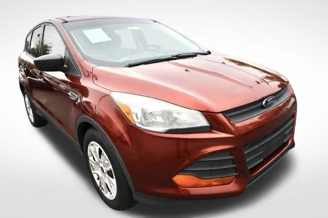 Used 2014 Ford Escape S with VIN 1FMCU0F75EUB96602 for sale in Louisville, KY