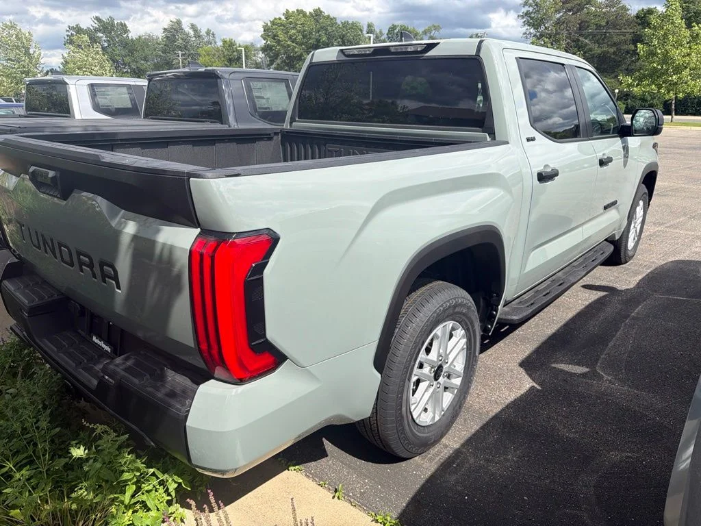 2026 Toyota Tundra SR5 - Photo 15