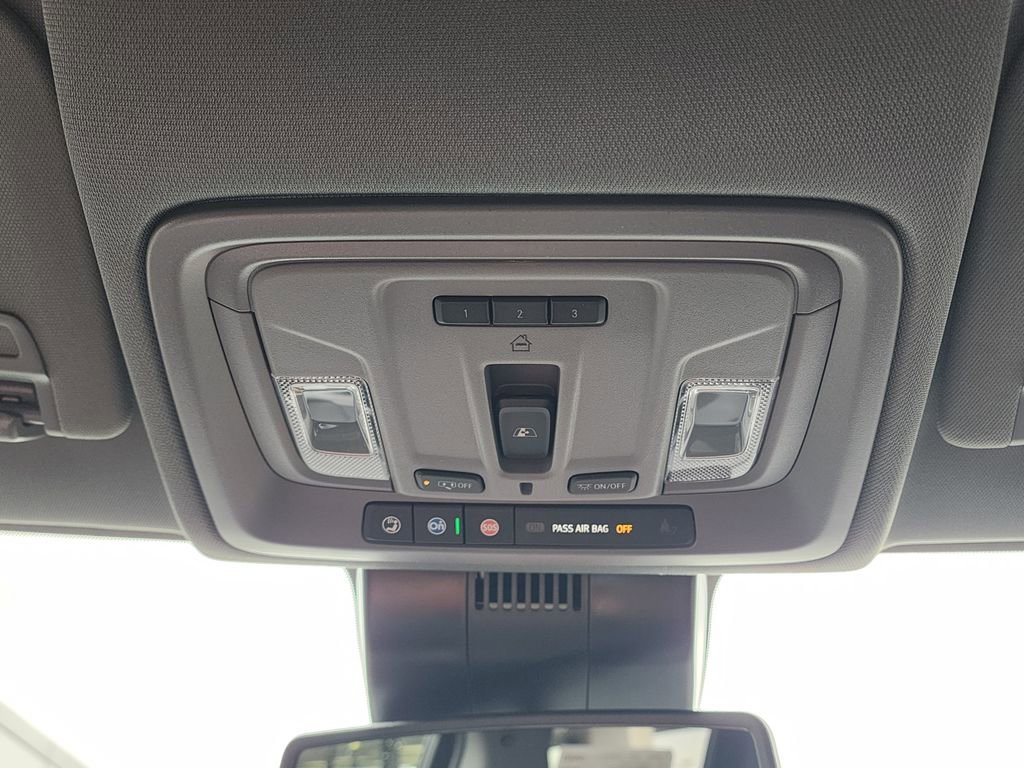 2026 GMC Sierra 1500 SLT - Photo 34