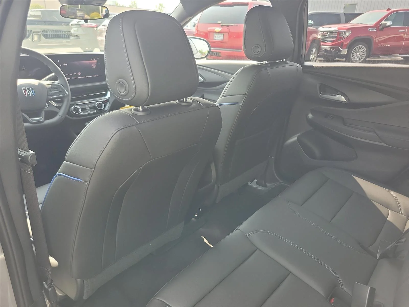 2026 Buick Envista Sport Touring - Photo 14