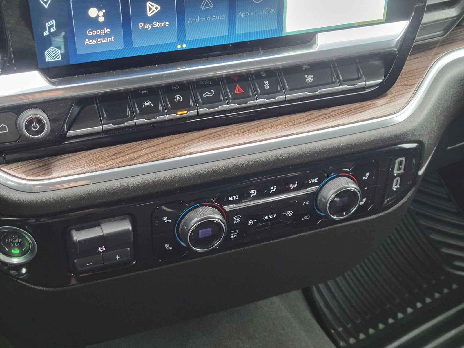 Used 2025 Blue Chevrolet LT image 18