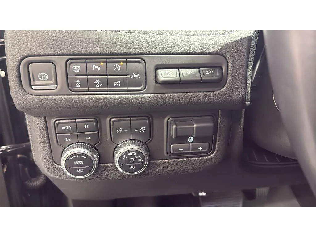 Used 2023 Onyx Black GMC Denali image 18