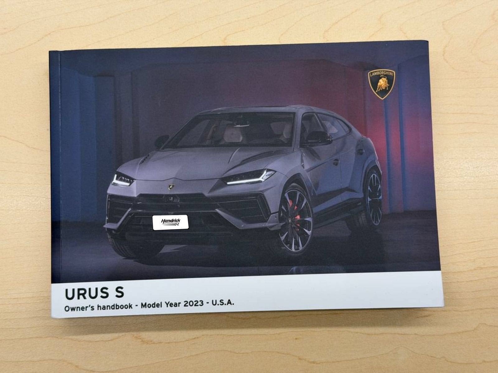 Used 2023 Blu Astraeus Metallic Lamborghini S image 48