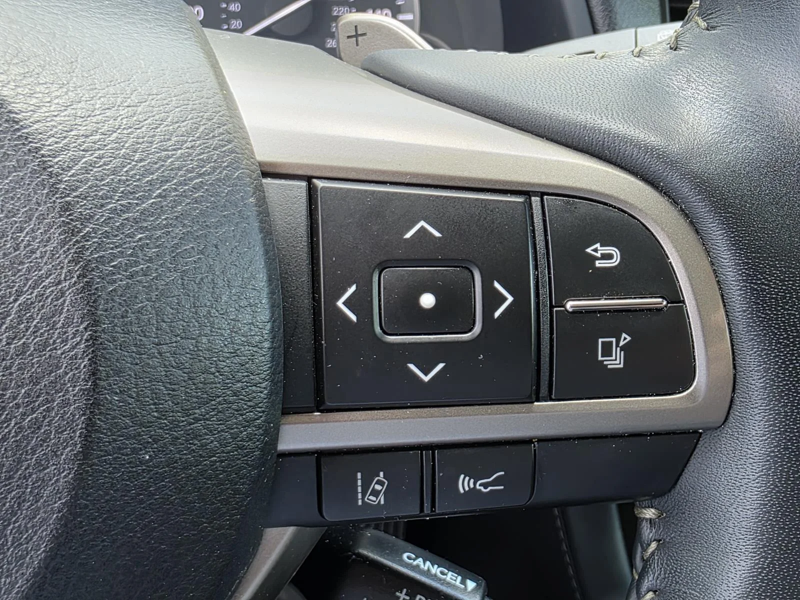 2022 Lexus RX 350 - Photo 28
