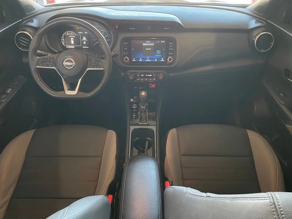 Used 2024 White Nissan SR image 11