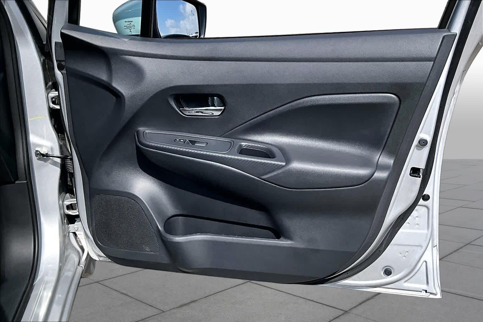 Used 2025 Brilliant Silver Metallic Nissan SV image 21