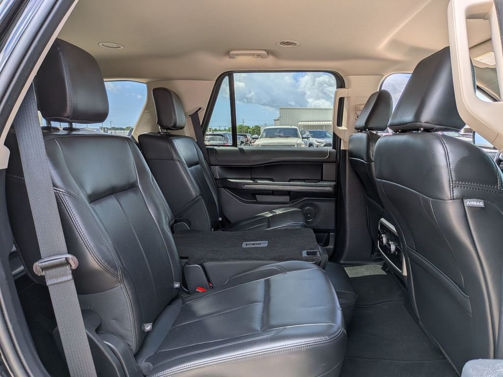 Used 2024 Black Ford XLT image 30