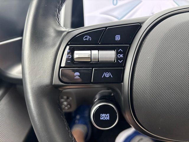 Used 2023 Serenity White Hyundai SEL image 18