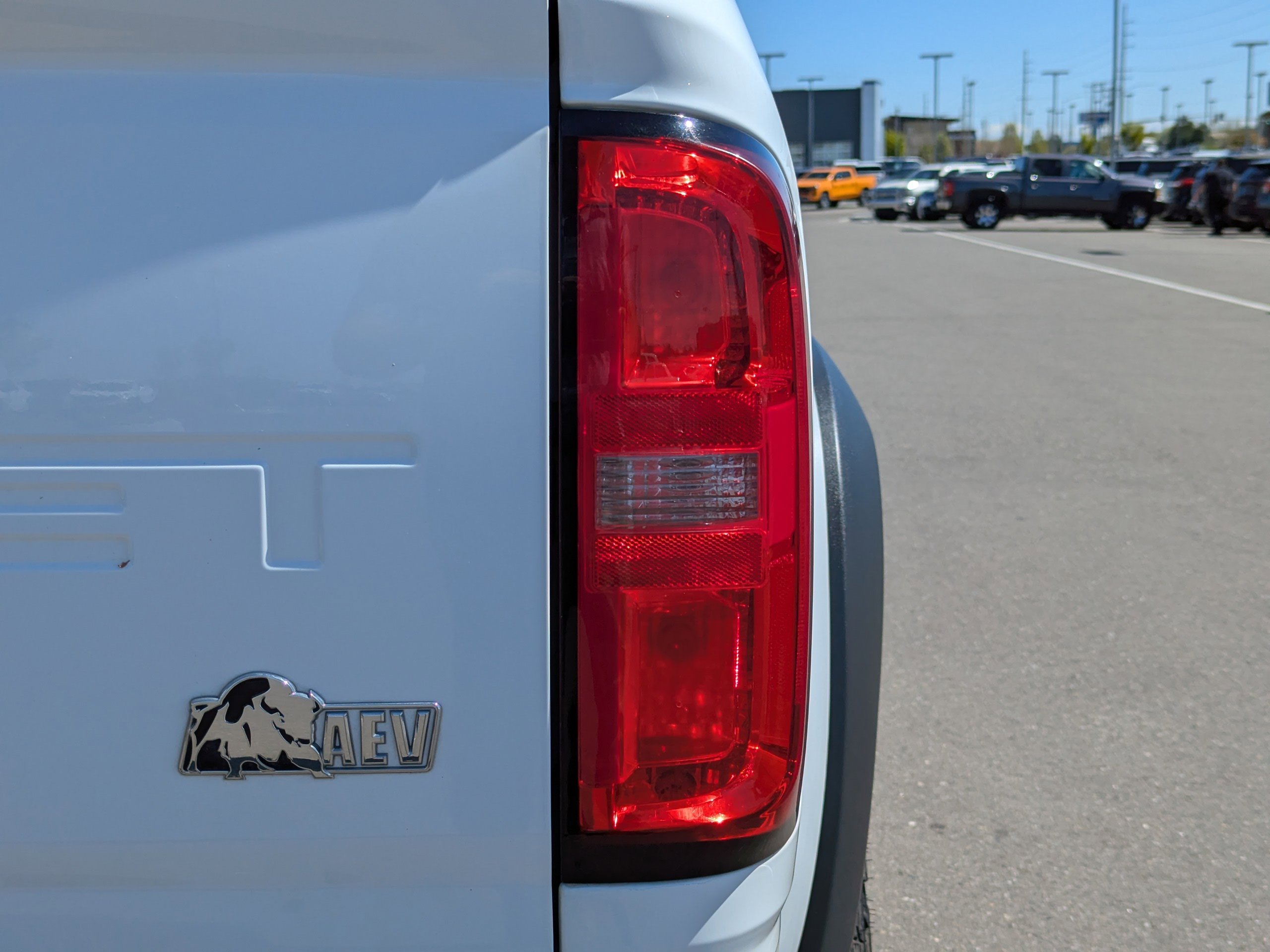 2021 Chevrolet Colorado ZR2 - Photo 47