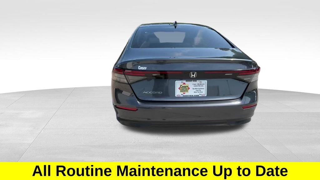 Used 2024 Canyon River Blue Metallic Honda EX image 5
