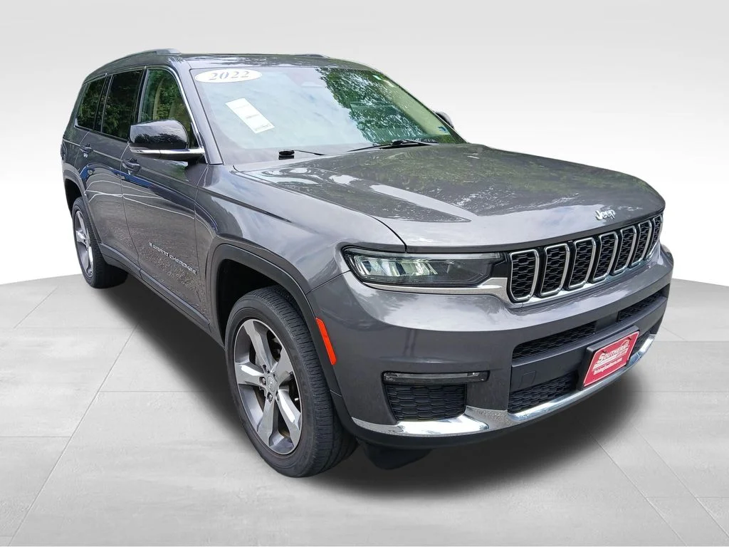 Used 2022 Gray Jeep Limited image 14