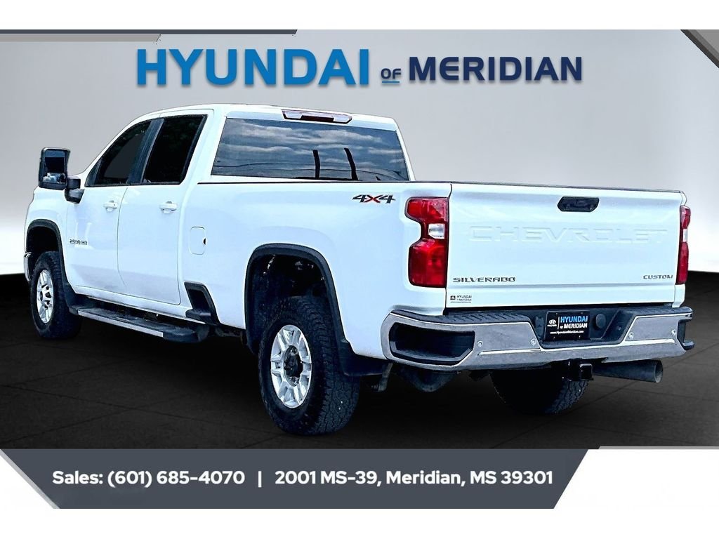 Used 2020 Summit White Chevrolet LT image 2