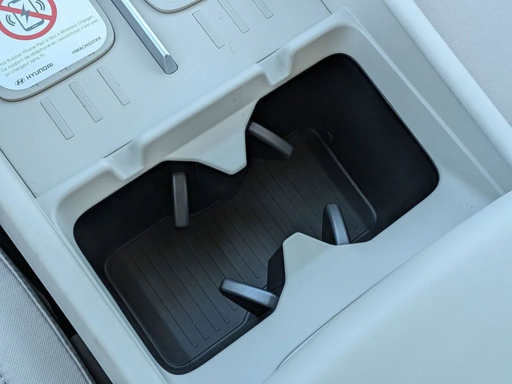 New 2026 Gray Hyundai SE image 22