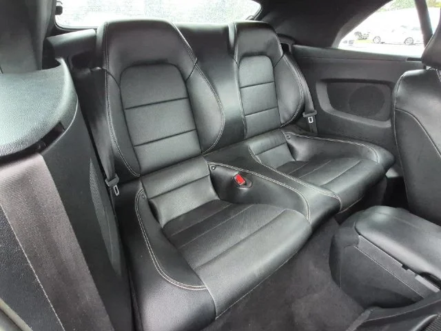Used 2022 Blue Ford EcoBoost Premium image 33