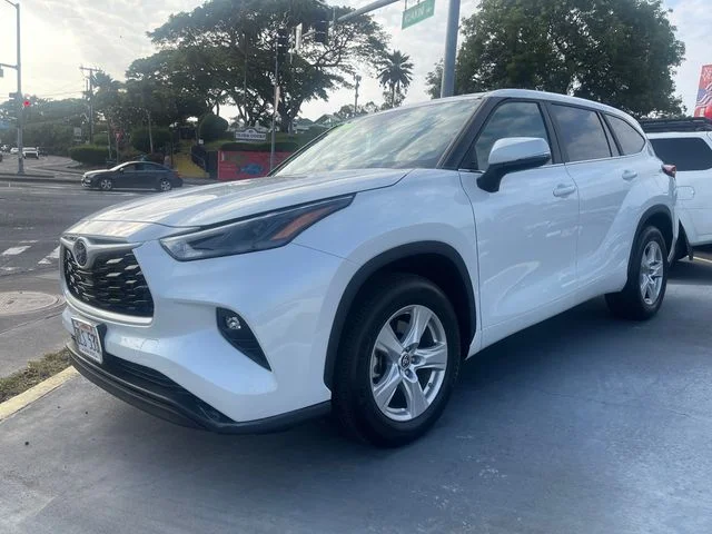 Used 2023 White Toyota LE image 2