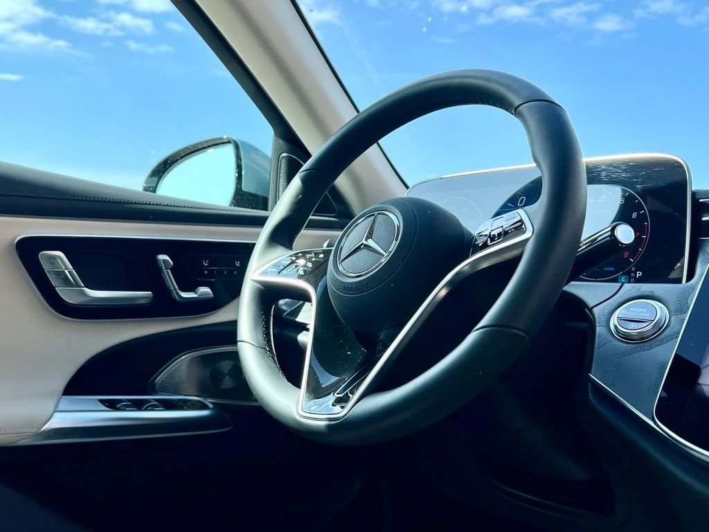 Certified Used 2026  Mercedes-Benz E 350 image 5