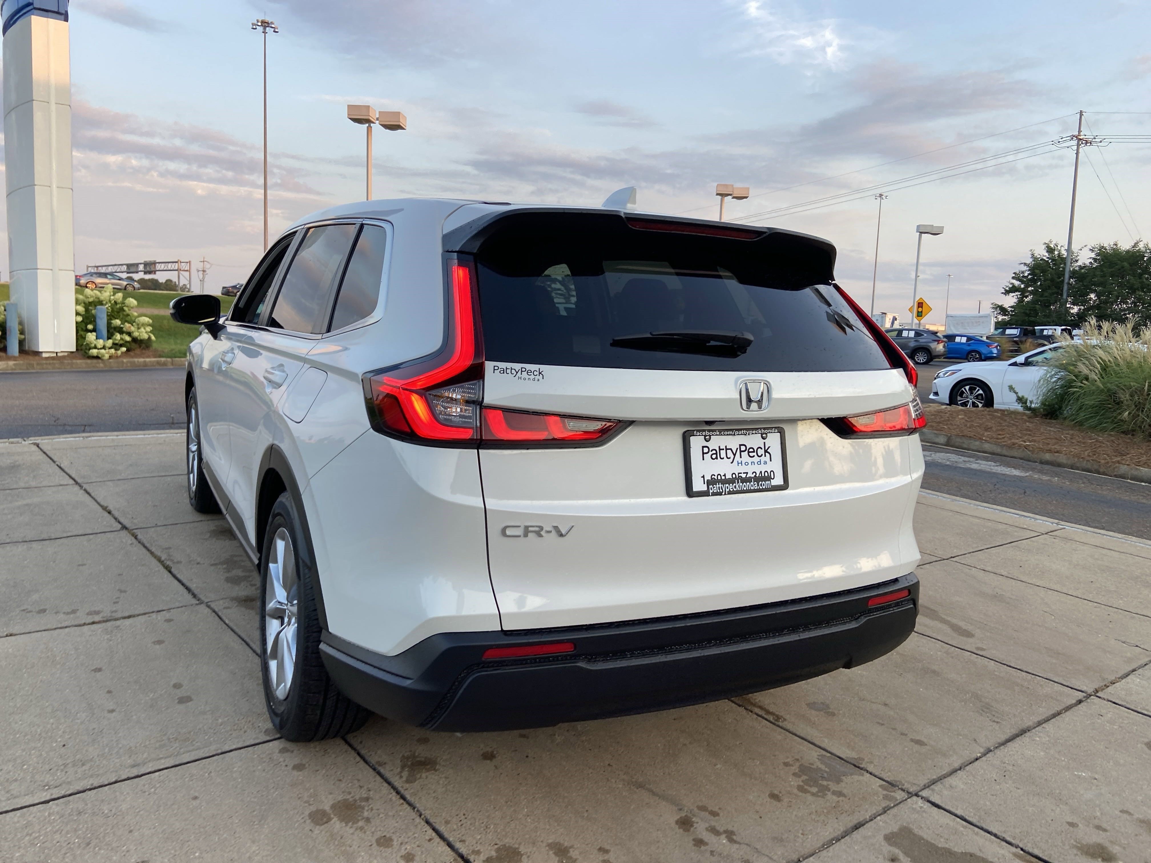 New 2026 Platinum White Pearl Honda EX image 8