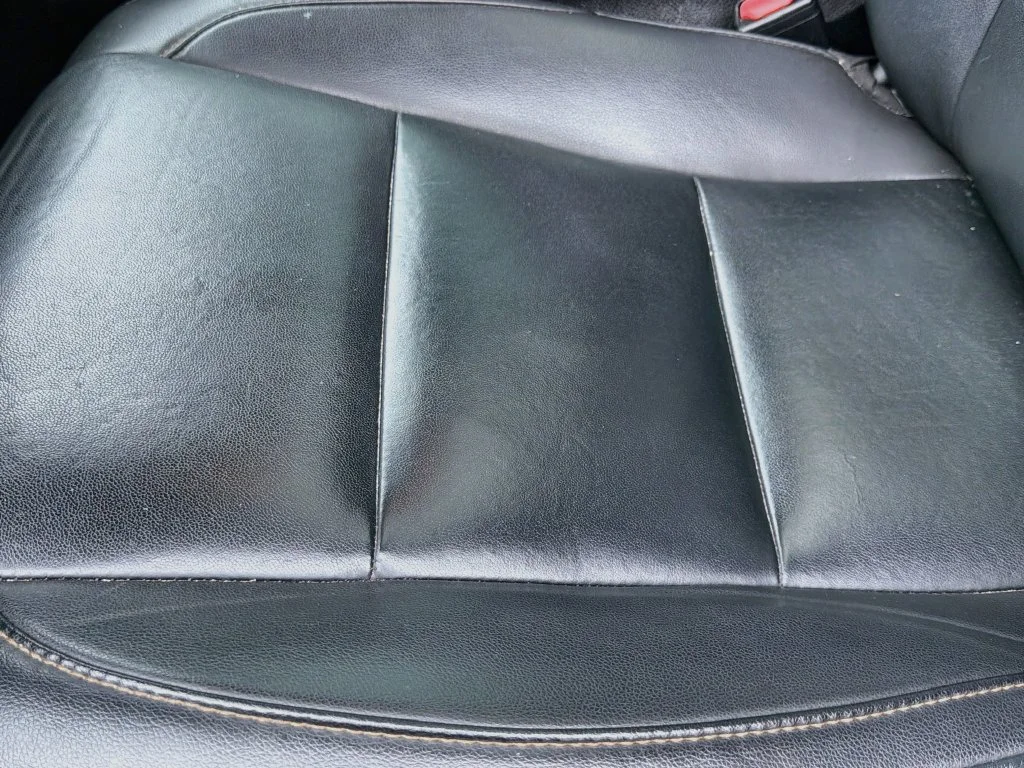 Used 2019 Black Toyota XLE image 20