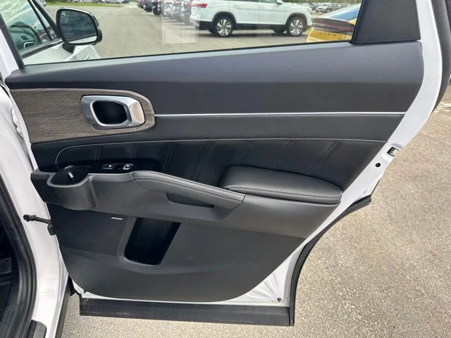 2022 Kia Sorento X-Line SX Prestige - Photo 12