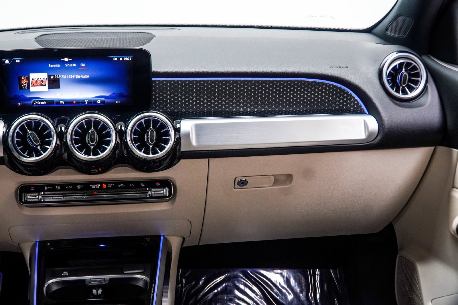 Used 2024 Black Mercedes-Benz 250+ image 19
