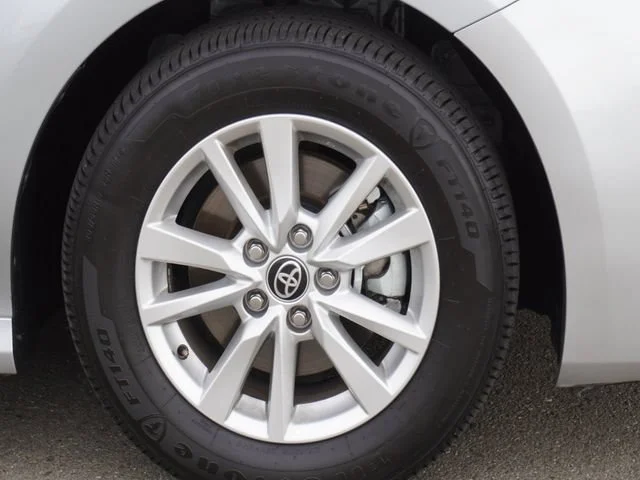 Used 2025 Celestial Silver Metallic Toyota LE image 30