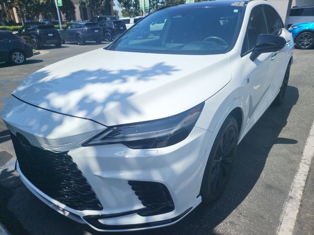 Used 2023 Ultra White Lexus 500h F SPORT Performance image 1