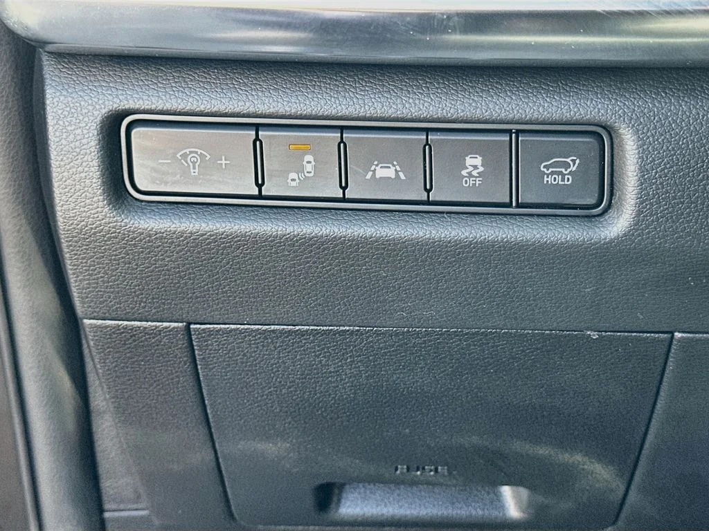 Certified Used 2022 Green Kia EX image 10