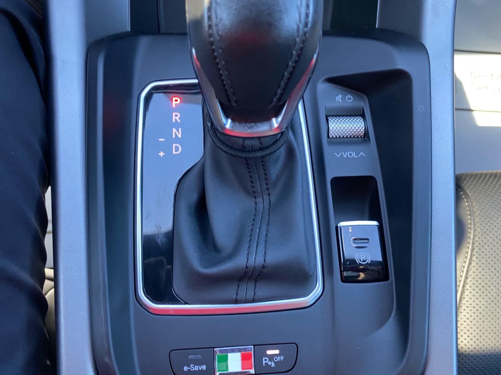Used 2024 Misano Blue Metallic Alfa Romeo Speciale image 36