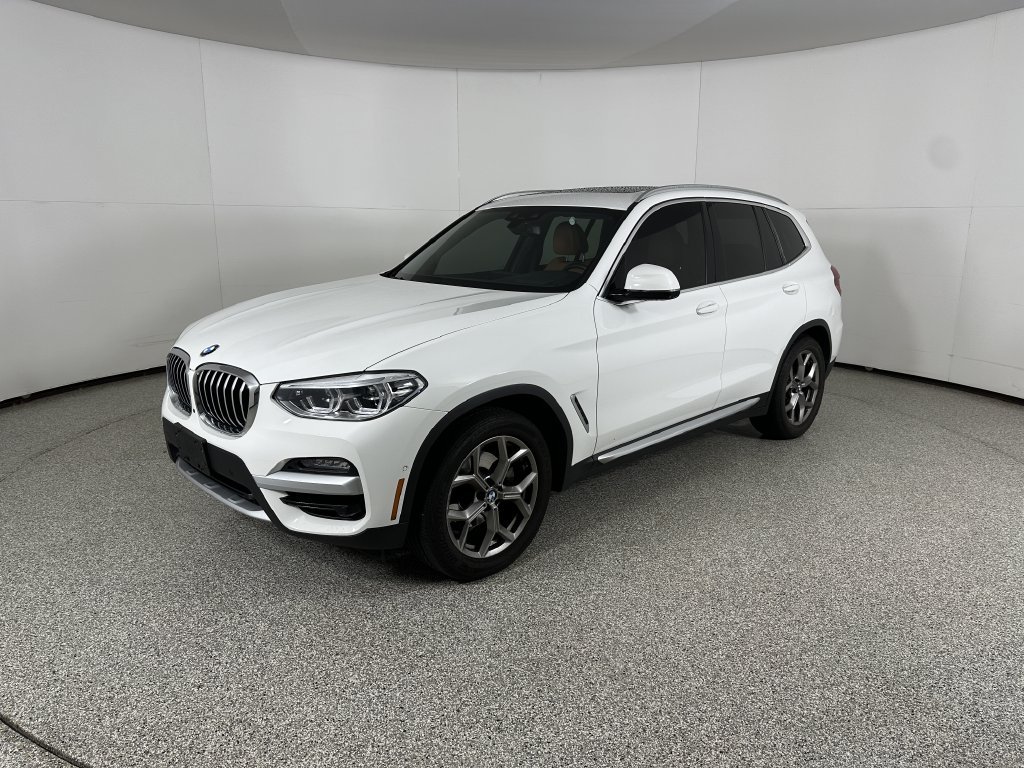 Used 2021 Alpine White BMW xDrive30i image 1